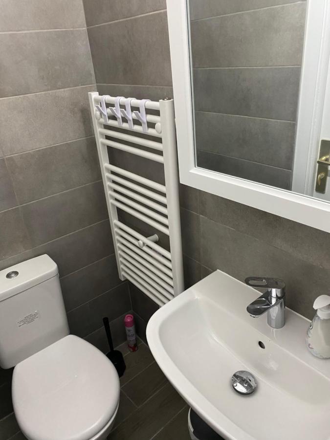 Renovated Studio In The Heart Of The Old Town Menton Ngoại thất bức ảnh